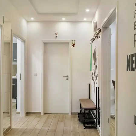 Modern Neuburg 5 - New